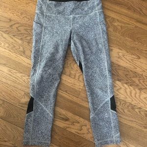 Lululemon cropped leggings